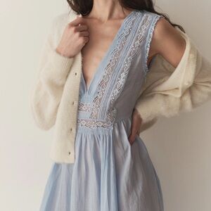 Doen Victoria Dress in Icy Blue